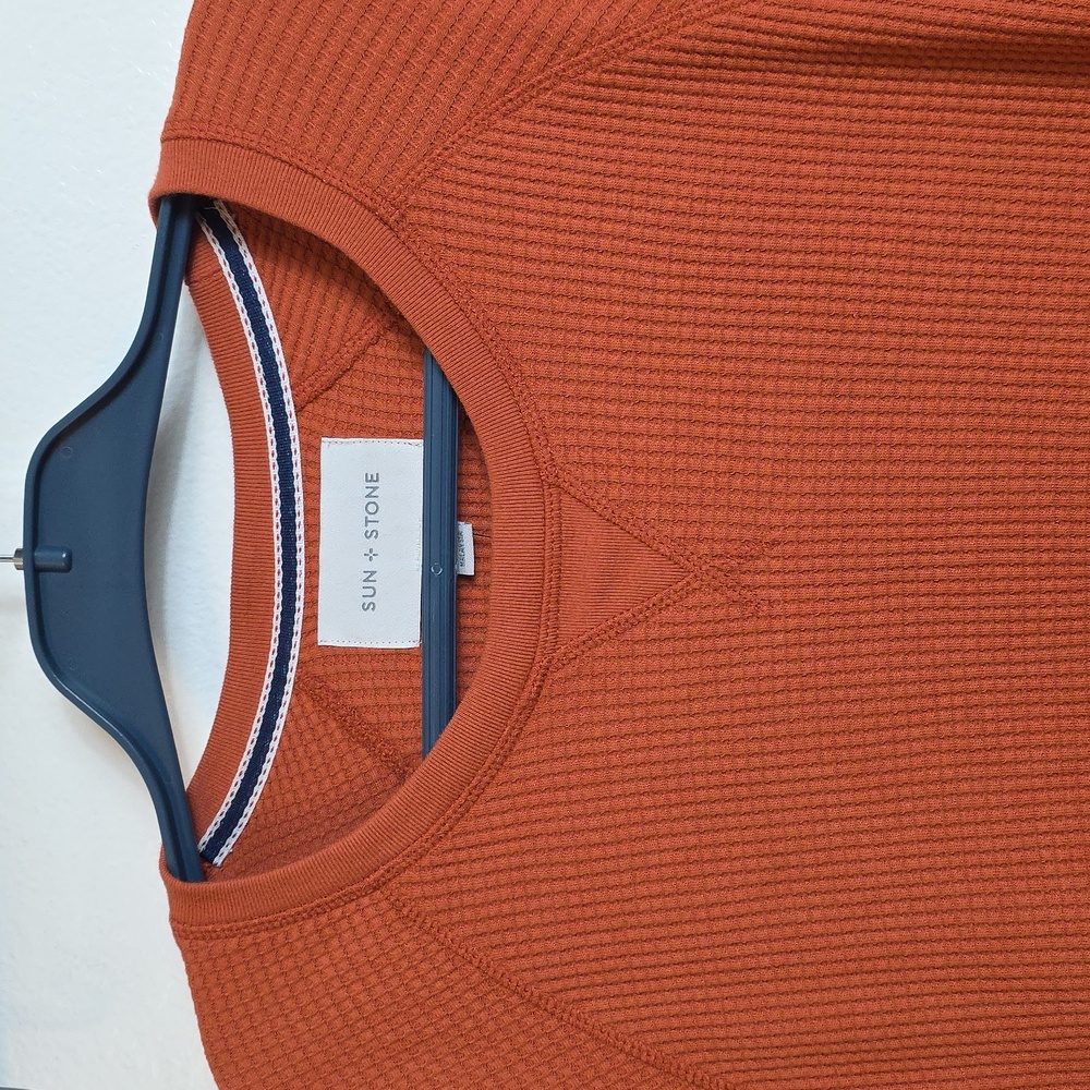 Sun And Stone Waffle Thermal Knit Top Unisex Large Rust Nwt - Picture 3 of 12